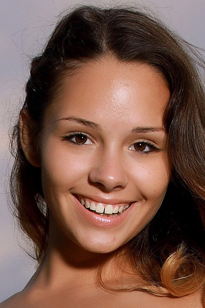 Emmy aka Alma, Arina F